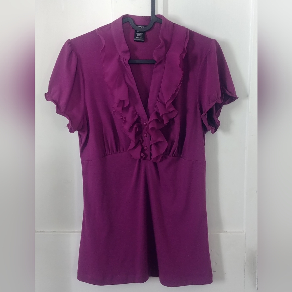 Maurices Womens Ruffled V Neck Tee Magenta Pink Purple Size Medium Y2K